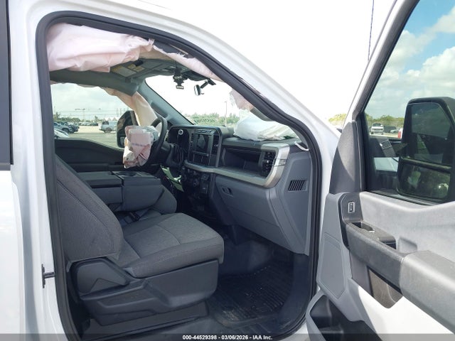 Ford F-350 Xl