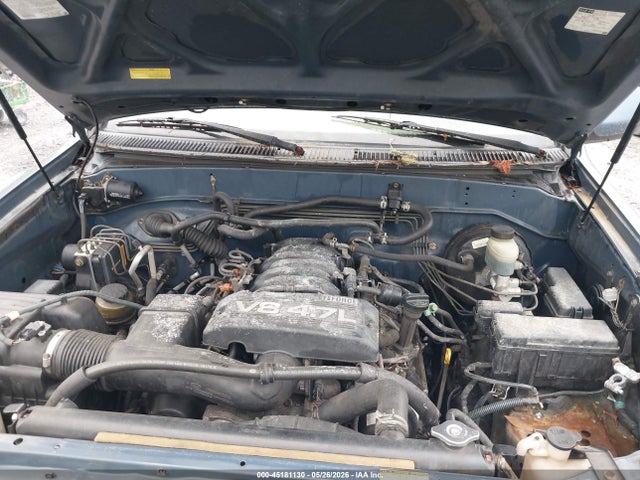 Toyota Sequoia Sr5 V8