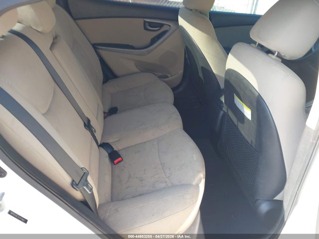 Hyundai ELANTRA Se