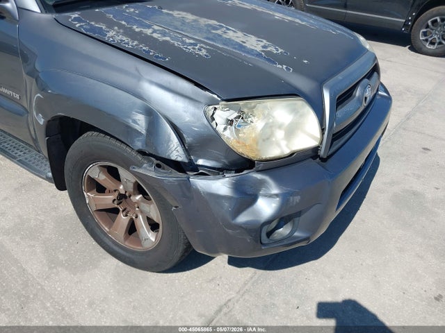 Toyota 4Runner Limited V6