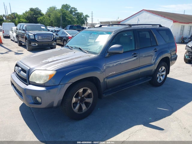 Toyota 4Runner Limited V6