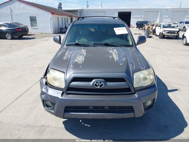 Toyota 4Runner Limited V6