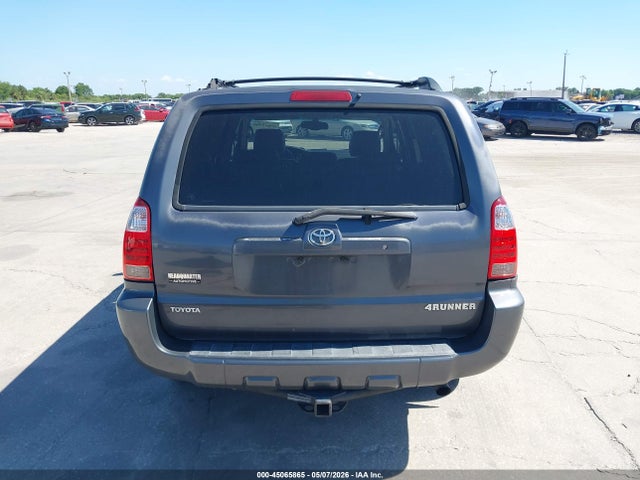 Toyota 4Runner Limited V6