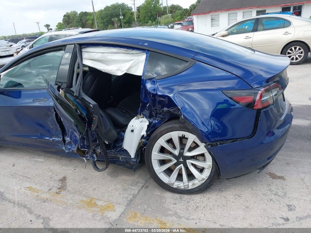 Tesla Model 3 Long Range Dual Motor All-wheel Drive