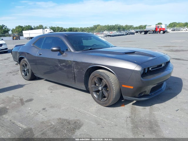 Salvage Dodge Challenger Image