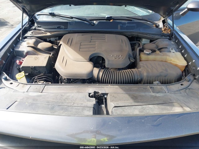 Dodge Challenger Sxt