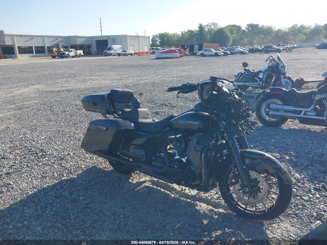 Salvage Harley-Davidson Flhxs Image