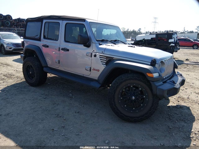Salvage Jeep Wrangler Image