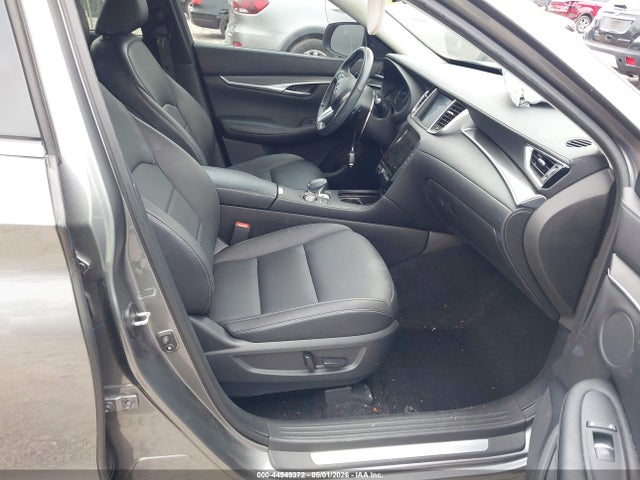 INFINITI Qx Pure