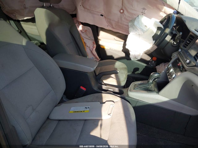 Hyundai ELANTRA Value Edition