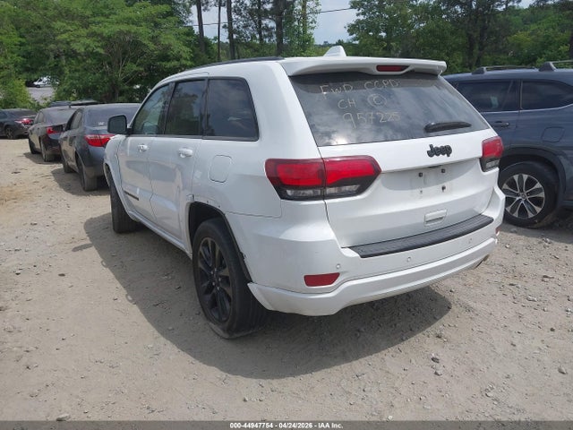 Jeep Grand Cherokee Altitude 4x2