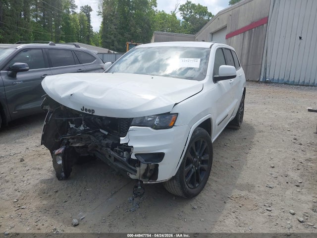 Jeep Grand Cherokee Altitude 4x2