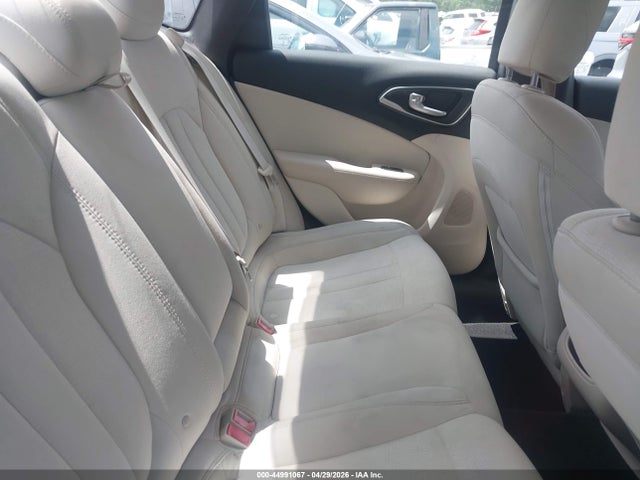 Chrysler 200 Limited