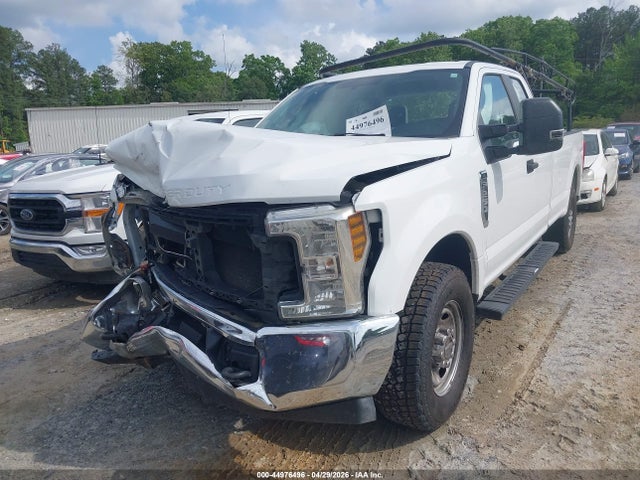 Ford F-250 Xl