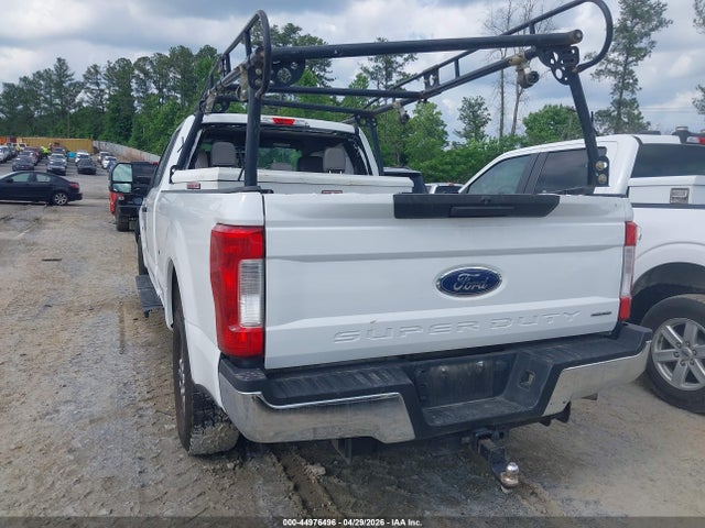 Ford F-250 Xl