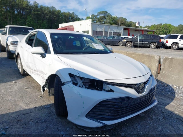 Salvage Toyota Camry Image