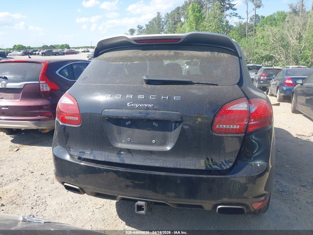 Porsche Cayenne Platinum Edition