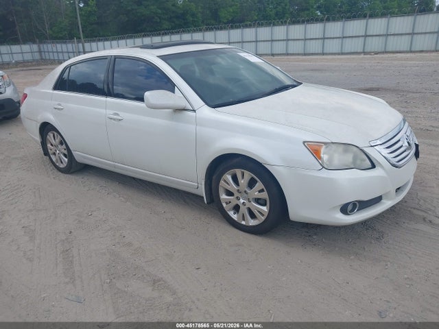 Salvage Toyota Avalon Image