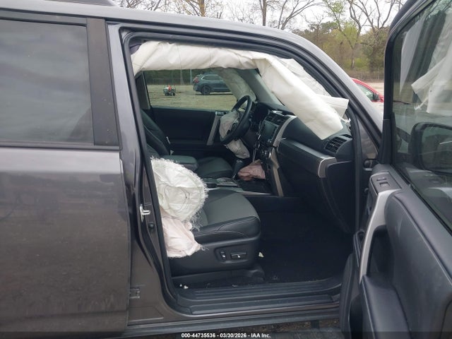 Toyota 4Runner Sr5 Premium
