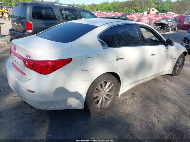 INFINITI Q50 3.0t Premium