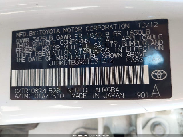 Toyota Prius c Four