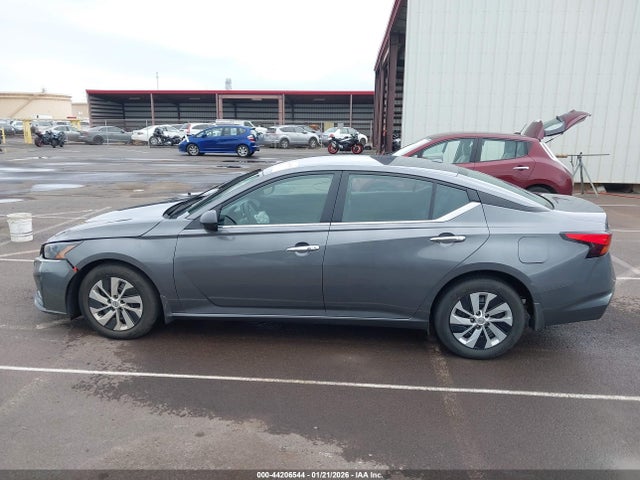 Nissan Altima S Fwd