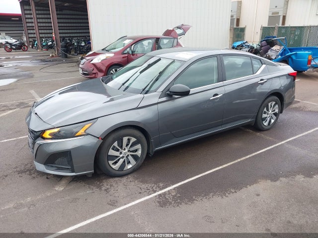 Nissan Altima S Fwd