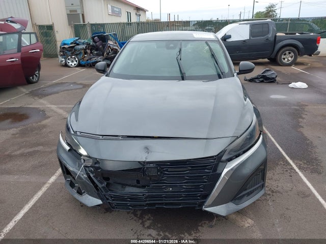 Nissan Altima S Fwd
