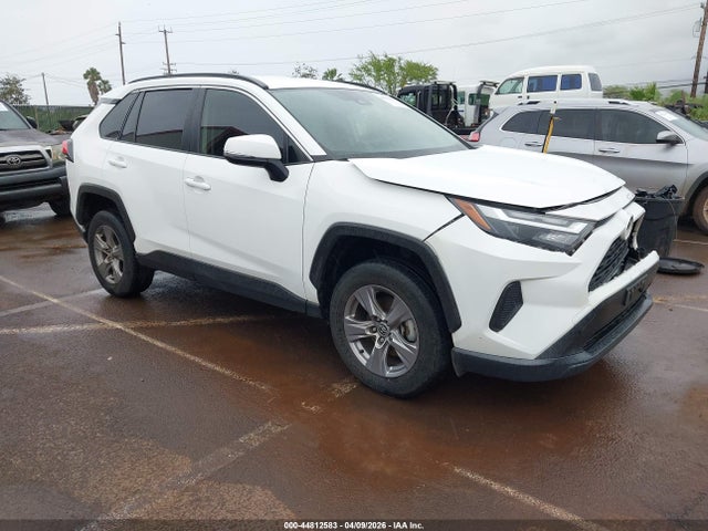 Salvage Toyota RAV4 Image