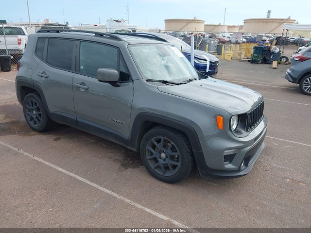 Salvage Jeep Renegade Image