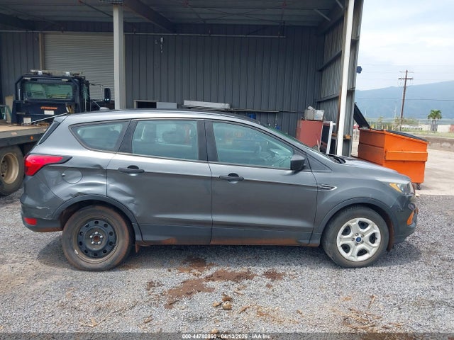 Ford Escape S