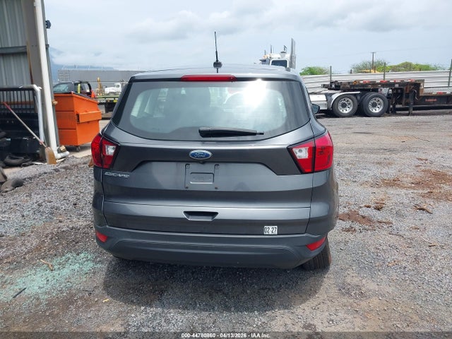 Ford Escape S