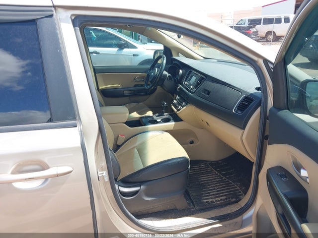 Kia Sedona Lx
