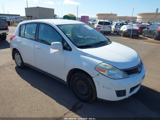 Salvage Nissan Versa Image