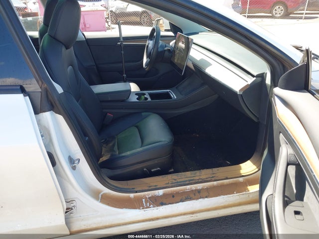 Tesla Model 3 Rear-wheel Drive