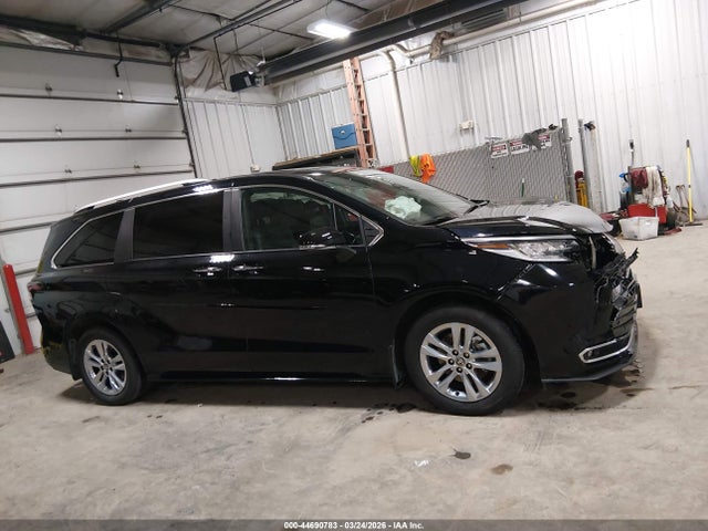 Toyota Sienna Limited