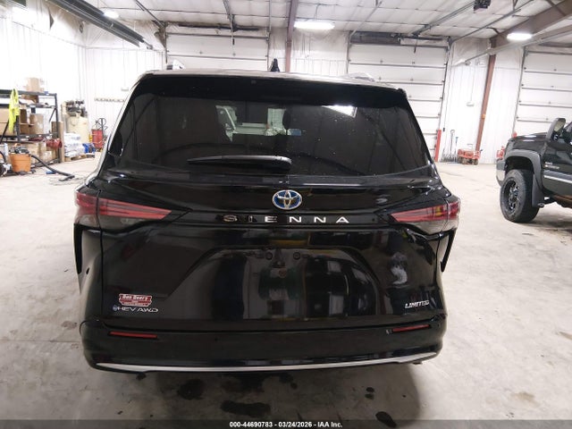 Toyota Sienna Limited