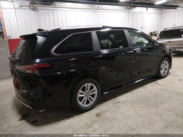 Toyota Sienna Limited
