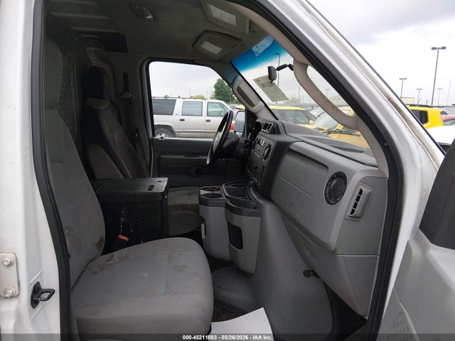 Ford E-250 Commercial