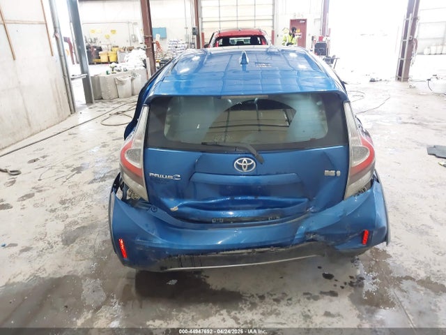 Toyota Prius c Four