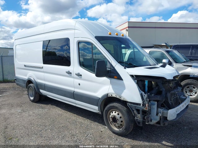 Salvage Ford Transit Image