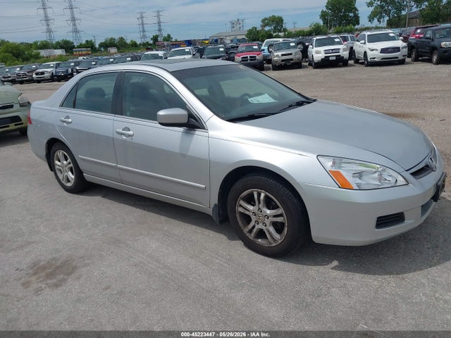 Salvage Honda Accord Image
