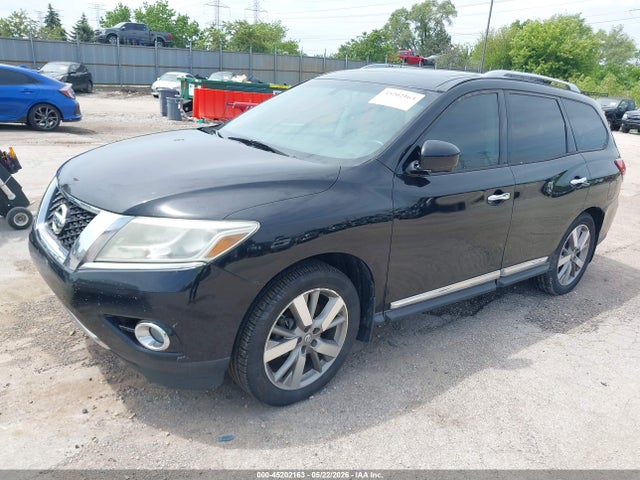 Nissan Pathfinder Platinum