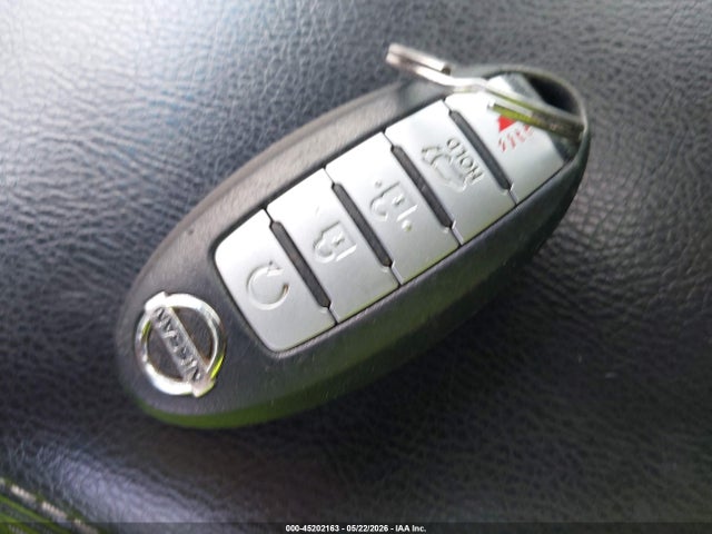 Nissan Pathfinder Platinum