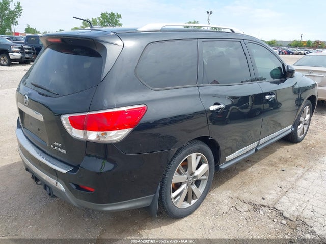 Nissan Pathfinder Platinum