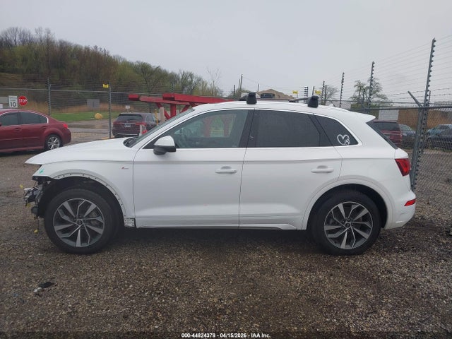 Audi Q5 Premium Plus 45 Tfsi S Line Quattro