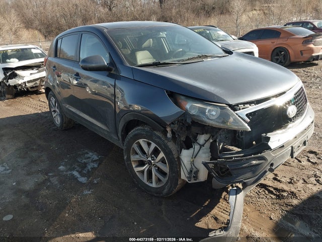 Salvage Kia Sportage Image