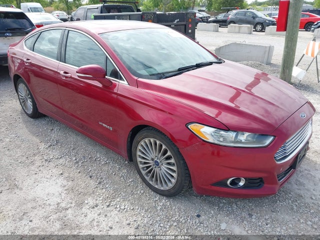 Salvage Ford Fusion Image