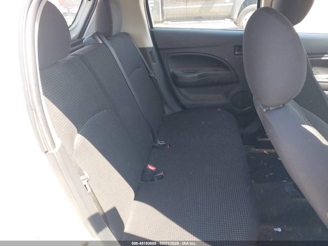 Mitsubishi Mirage Es