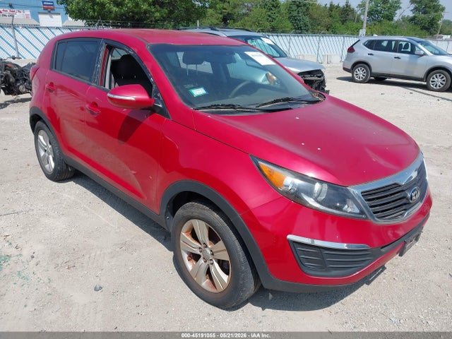 Salvage Kia Sportage Image
